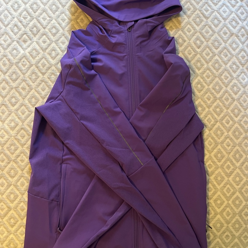 Lululemon Warp Light Jacket *Packable